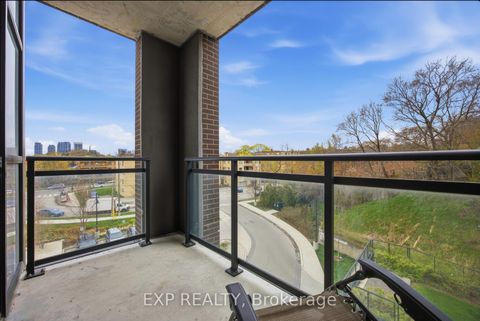 Photo 6 at 404 - 25 Neighbourhood Lane, Queensway, Toronto