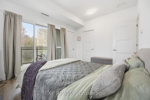 Photo 8 at 404 - 25 Neighbourhood Lane, Queensway, Toronto