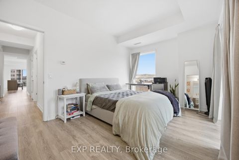 Photo 10 at 404 - 25 Neighbourhood Lane, Queensway, Toronto