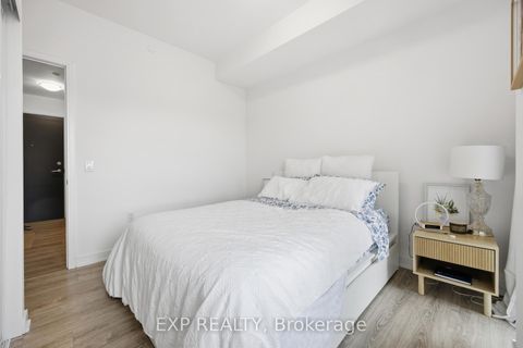 Photo 17 at 404 - 25 Neighbourhood Lane, Queensway, Toronto