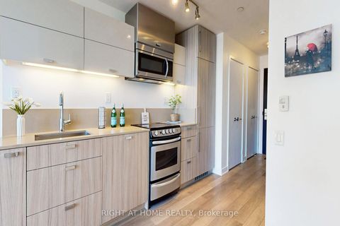 Photo 14 at 3603 - 290 Adelaide Street W, Waterfront Communities C1, Toronto