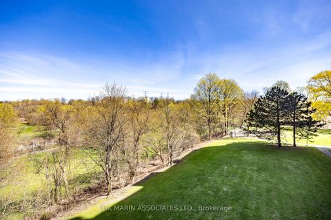 Photo 12 at 312 - 20 Edgecliff Golfway, Flemingdon Park, Toronto