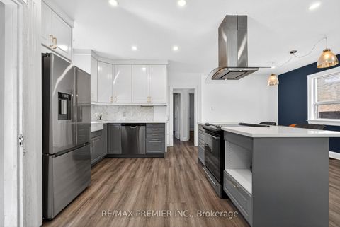 Photo 10 at 154 Fifth Street, New Toronto, Toronto