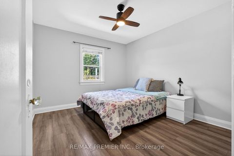 Photo 15 at 154 Fifth Street, New Toronto, Toronto