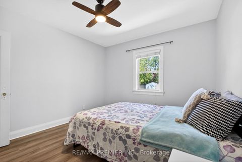Photo 17 at 154 Fifth Street, New Toronto, Toronto