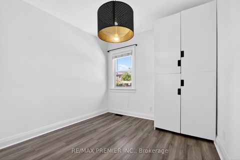 Photo 19 at 154 Fifth Street, New Toronto, Toronto