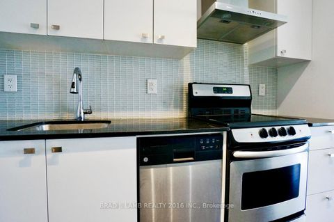 Photo 3 at 2211 - 51 East Liberty Street, Niagara, Toronto