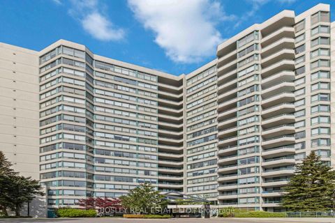 Photo 1 at 206 - 7250 Yonge Street, Yorkhill, Vaughan