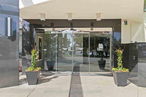 Photo 2 at 206 - 7250 Yonge Street, Yorkhill, Vaughan