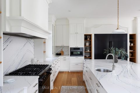 Photo 17 at 42 Winterlude Court, Kleinburg, Vaughan