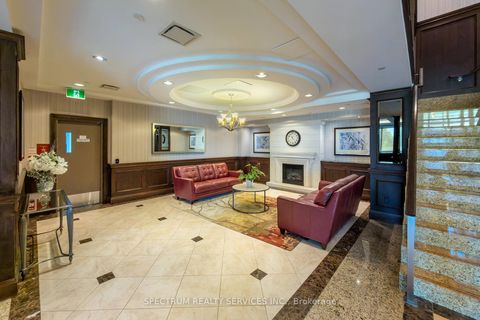 Photo 4 at 904 - 15 North Park Road, Beverley Glen, Vaughan