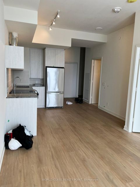 Photo 10 at 801 - 10 Deerlick Court, Donalda, Toronto