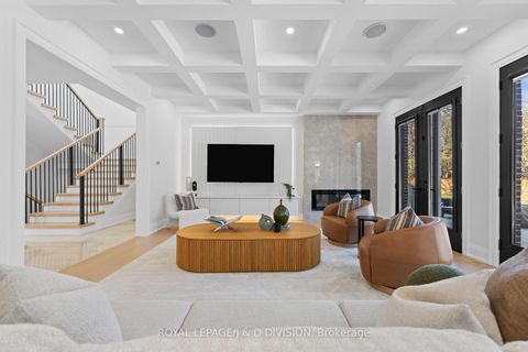 Photo 9 at 4 Pine Ridge Drive, Cliffcrest, Toronto