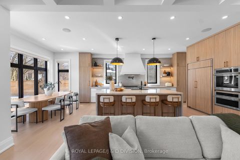 Photo 11 at 4 Pine Ridge Drive, Cliffcrest, Toronto