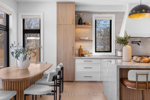 Photo 12 at 4 Pine Ridge Drive, Cliffcrest, Toronto