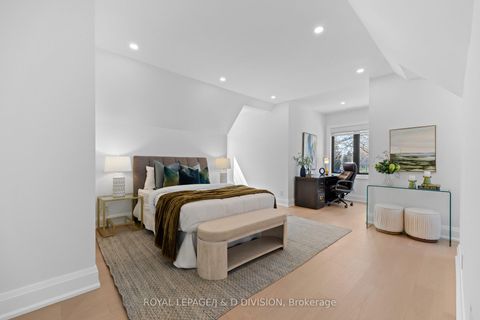 Photo 36 at 4 Pine Ridge Drive, Cliffcrest, Toronto