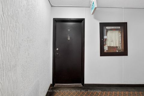 Photo 9 at 1708 - 320 Dixon Road, The Westway, Toronto