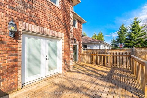 Photo 46 at 11 Wessenger Drive, Holly, Barrie