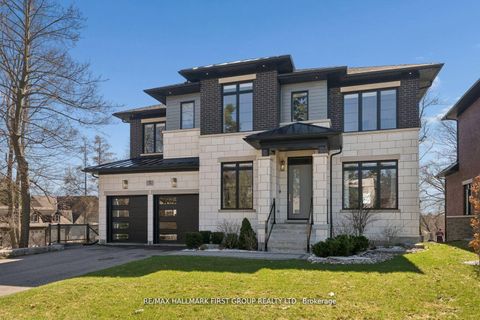 Photo 2 at 506 Rougemount Drive, Rosebank, Pickering