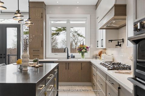 Photo 6 at 506 Rougemount Drive, Rosebank, Pickering