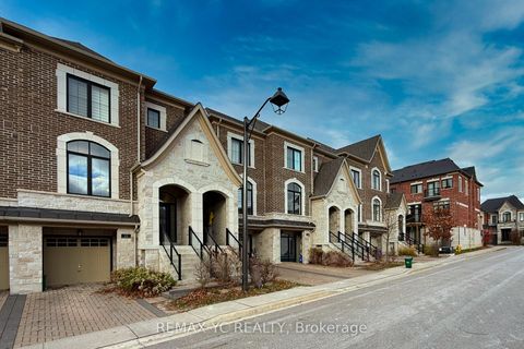 Photo 1 at 33 Duncombe Lane, South Richvale, Richmond Hill