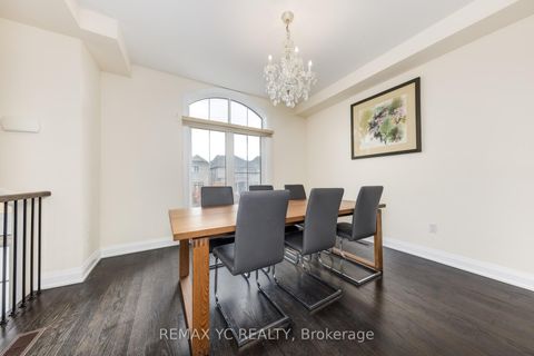 Photo 4 at 33 Duncombe Lane, South Richvale, Richmond Hill
