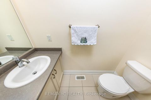 Photo 19 at 33 Duncombe Lane, South Richvale, Richmond Hill
