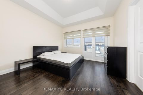 Photo 22 at 33 Duncombe Lane, South Richvale, Richmond Hill