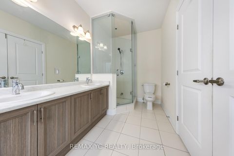 Photo 25 at 33 Duncombe Lane, South Richvale, Richmond Hill