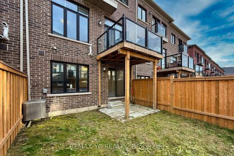 Photo 46 at 33 Duncombe Lane, South Richvale, Richmond Hill