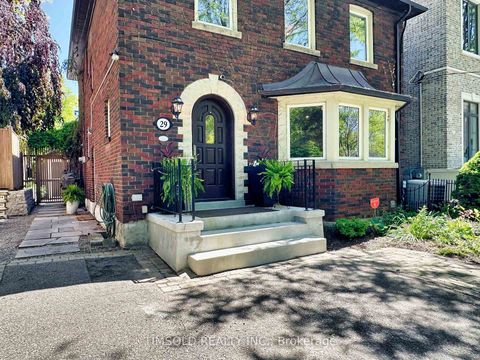 Photo 2 at 29 Tarlton Road, Forest Hill South, Toronto