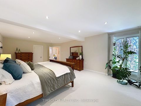 Photo 22 at 29 Tarlton Road, Forest Hill South, Toronto