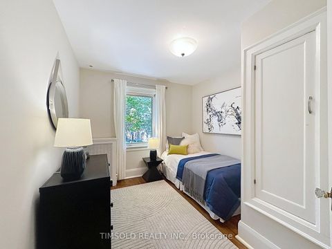 Photo 29 at 29 Tarlton Road, Forest Hill South, Toronto
