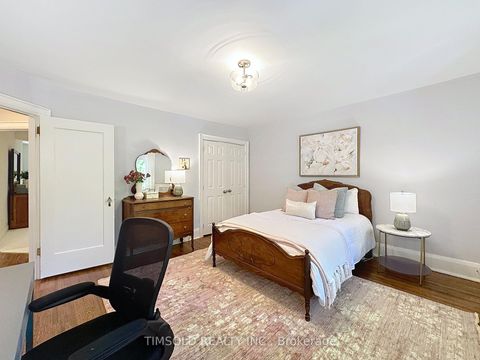 Photo 31 at 29 Tarlton Road, Forest Hill South, Toronto