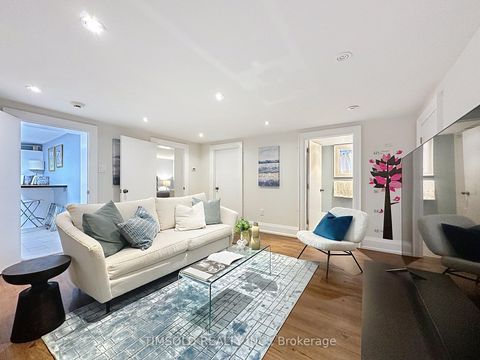 Photo 35 at 29 Tarlton Road, Forest Hill South, Toronto