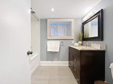 Photo 38 at 29 Tarlton Road, Forest Hill South, Toronto