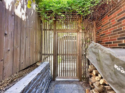 Photo 46 at 29 Tarlton Road, Forest Hill South, Toronto