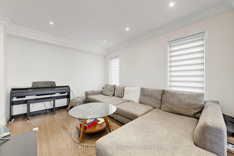 Photo 2 at 115 Mcalister Avenue, Rural Richmond Hill, Richmond Hill