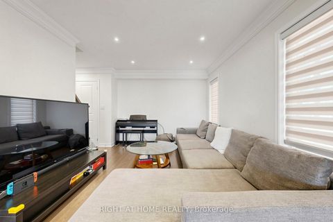 Photo 3 at 115 Mcalister Avenue, Rural Richmond Hill, Richmond Hill