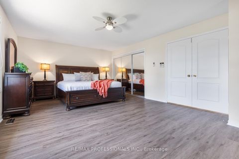 Photo 23 at 106 Hollybush Drive, Maple, Vaughan