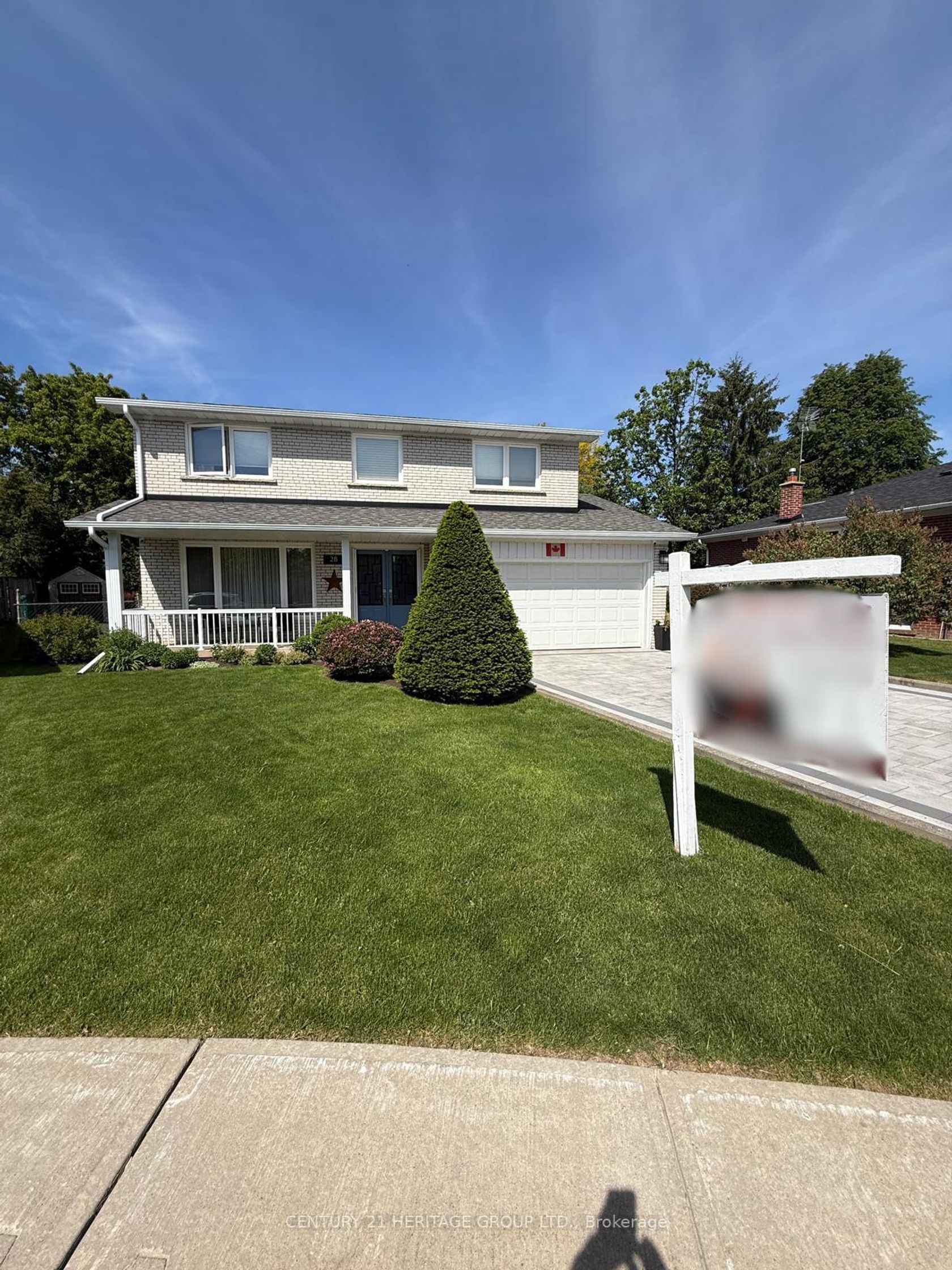 28 Manadon Drive, Newtonbrook West, Toronto photo number 2