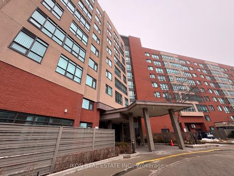 Photo 11 at 615 - 100 Scottfield Drive, Agincourt North, Toronto