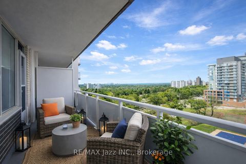 Photo 11 at 1008 - 10 Parkway Forest Drive, Henry Farm, Toronto