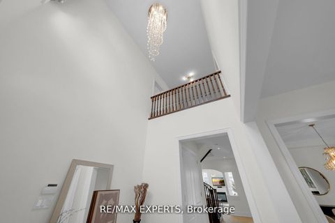 Photo 8 at 134 Orleans Circle, Vellore Village, Vaughan