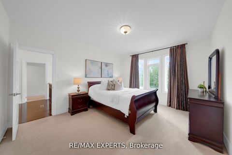 Photo 41 at 134 Orleans Circle, Vellore Village, Vaughan