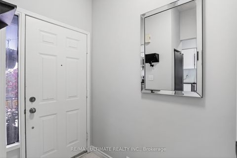 Photo 2 at 21 - 630 Evans Avenue, Alderwood, Toronto
