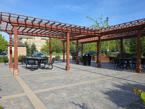Photo 10 at 305 - 44 Ferndale Drive S, Ardagh, Barrie