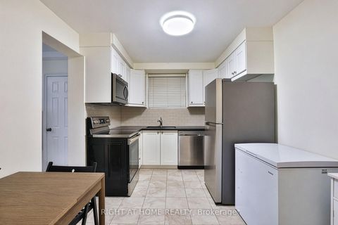 Photo 8 at 35 Fifteenth Street, New Toronto, Toronto