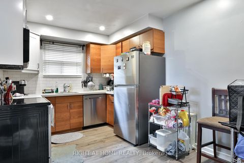 Photo 9 at 35 Fifteenth Street, New Toronto, Toronto
