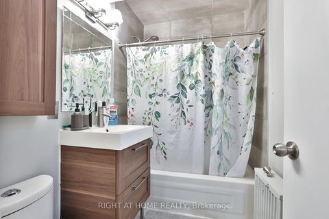 Photo 12 at 35 Fifteenth Street, New Toronto, Toronto